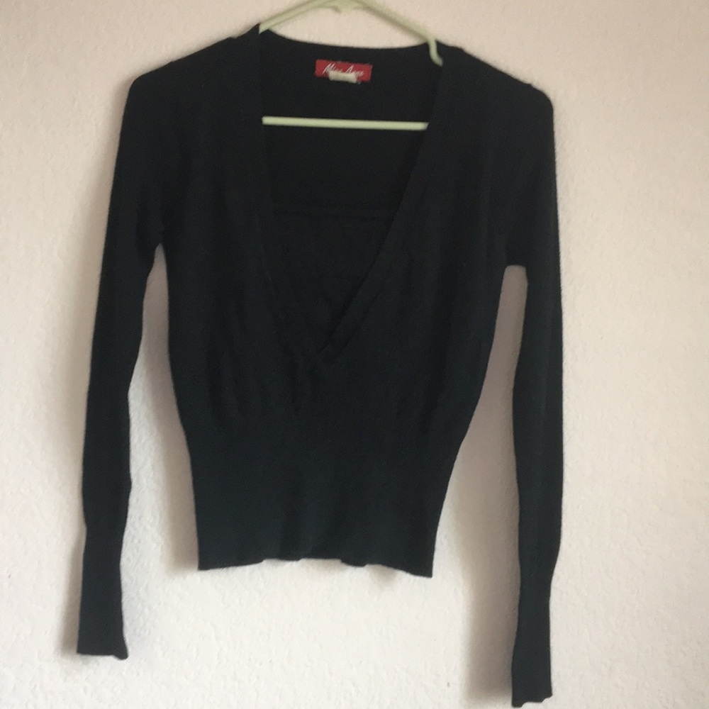 Miss Anne knitted sweater with straight neck
